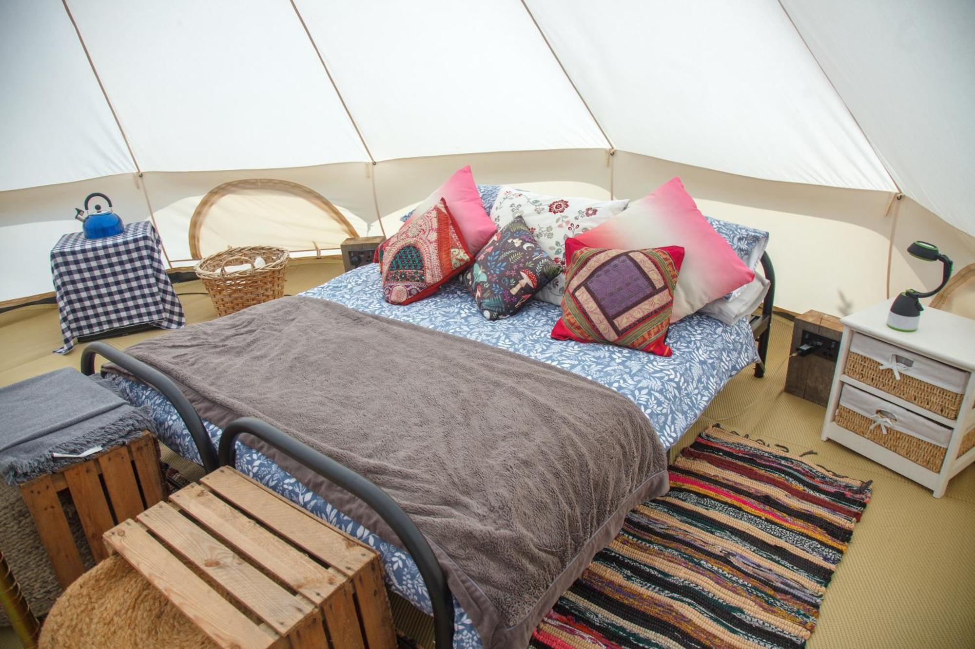 Glamping Meadow Bell Tent Stithians المظهر الخارجي الصورة